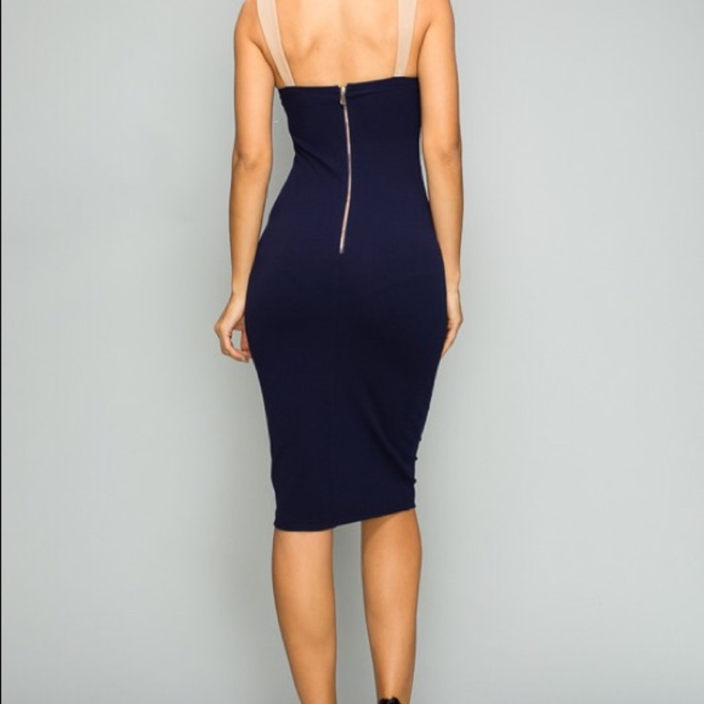 Color Block Dress - Picture 2 of 3